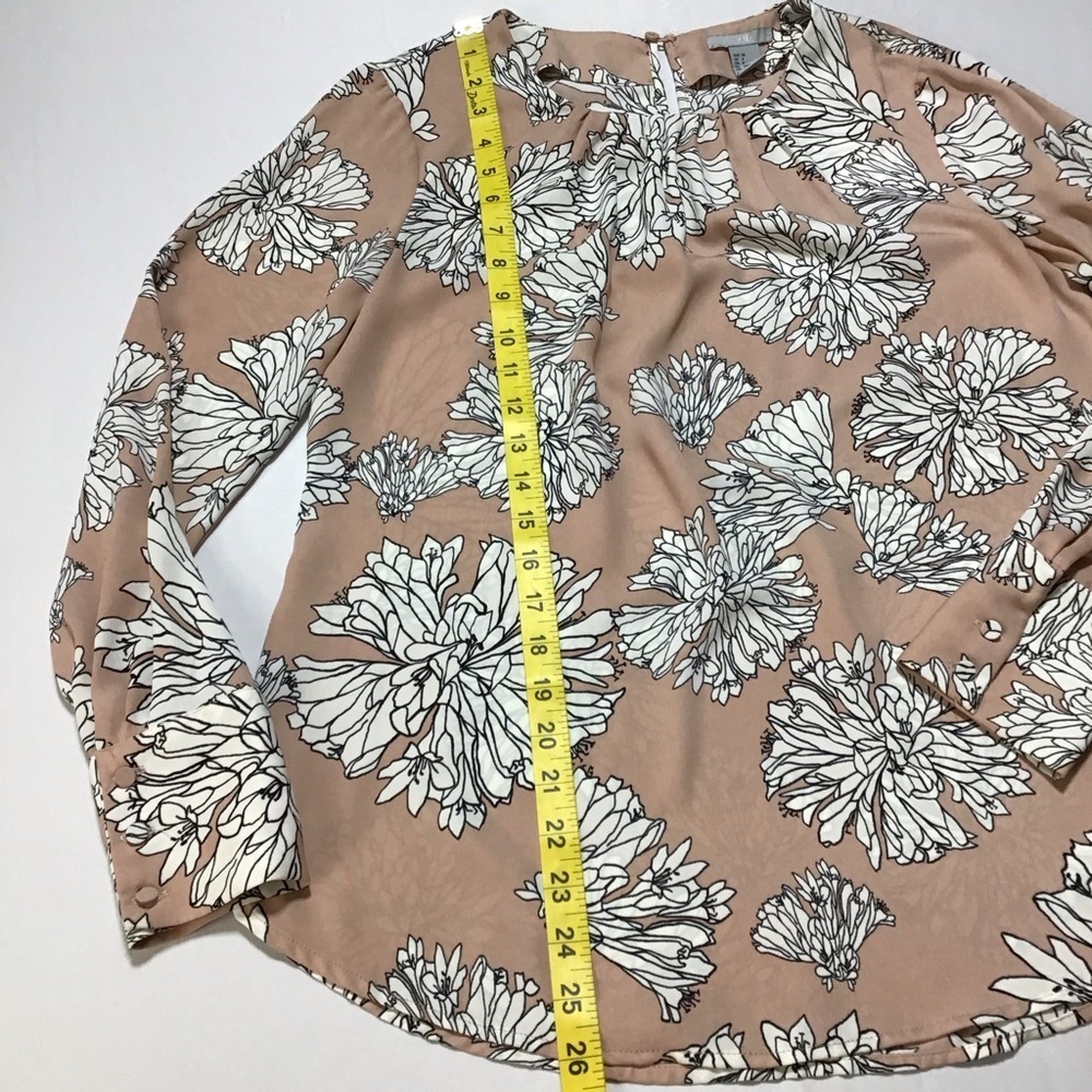 H&M Floral Blouse - Soft Pink and White - Picture 9 of 10